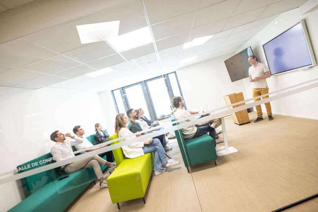 Salle de conférence 2023